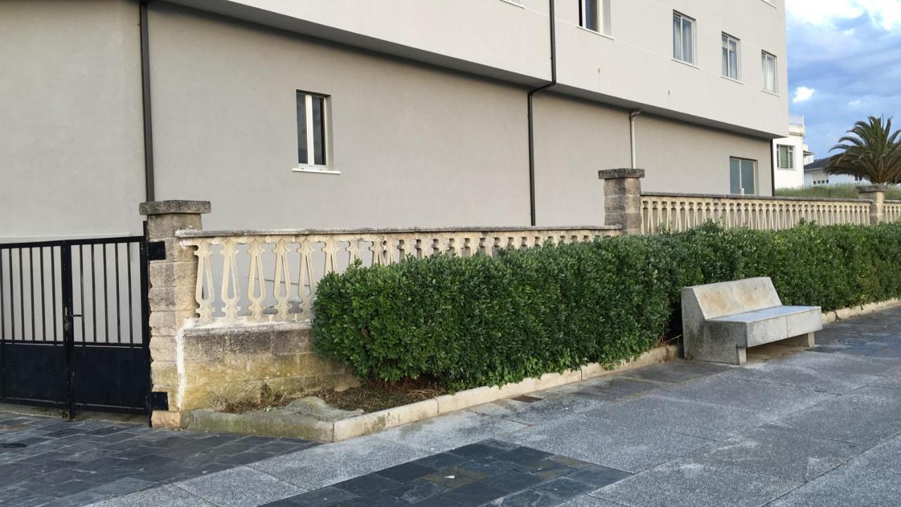 Apartamentos Playa De La Concha Porto de Espasante Zewnętrze zdjęcie